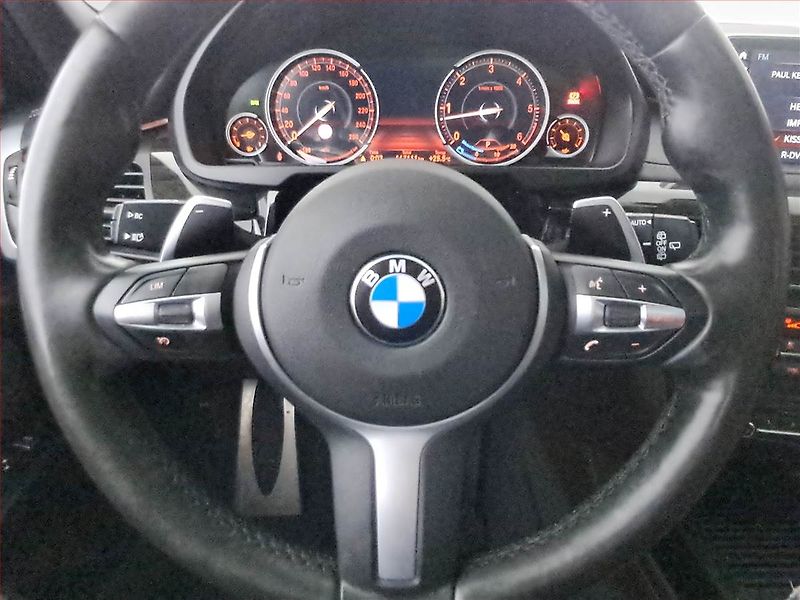 BMW X5 (2018) M Paket xDrive40d - fotka 16 z 25
