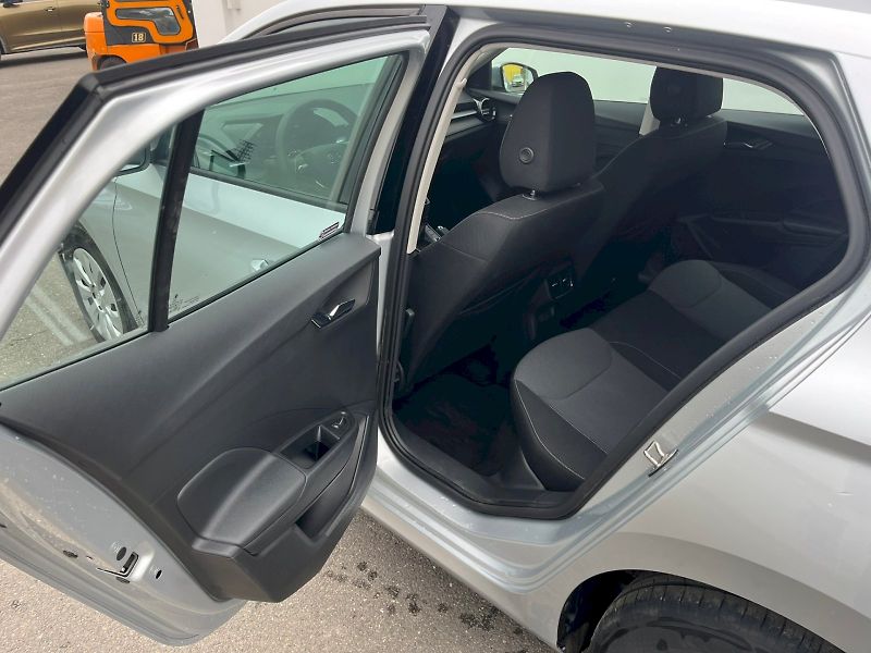 Škoda Fabia (2024) SELEC TS 70/1.0 M5F - fotka 9 z 27