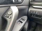 Mitsubishi Eclipse Cross 1.5 T-MIVEC 120kW Intense - náhled 13