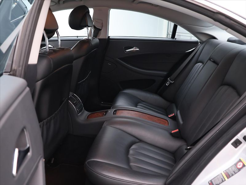 Mercedes-Benz CLS 3,5 350 200kW Aut. 108tkm Kůže - fotka 13 z 32