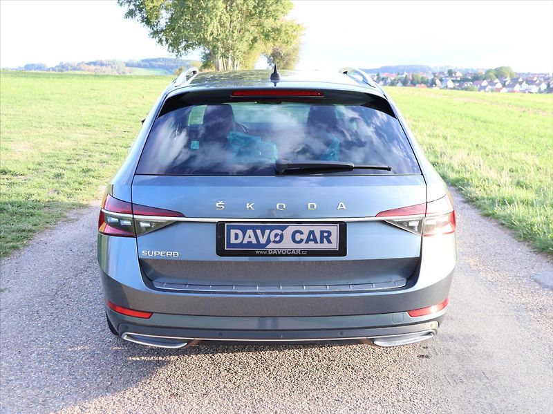 Škoda Superb 2,0 TDI DSG L&K CZ DPH - fotka 6 z 22