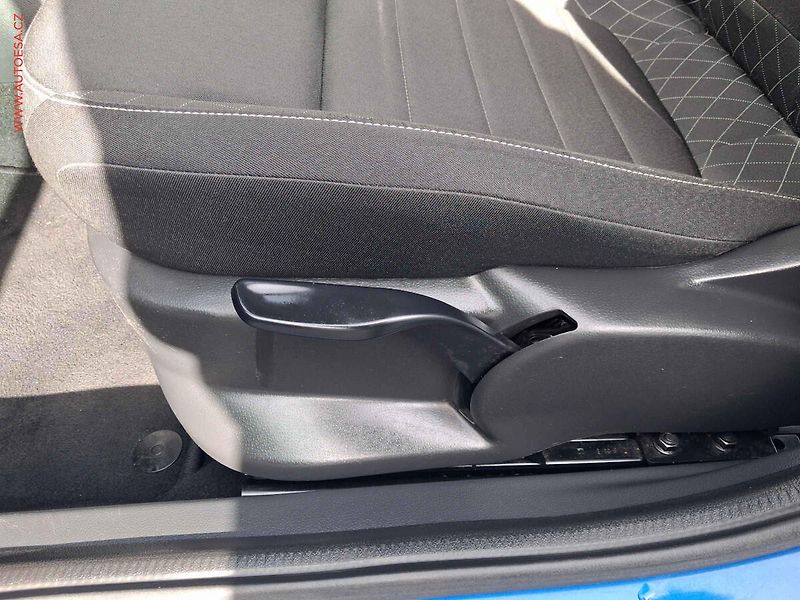 Škoda Fabia (2015) 1.2 TSi, Style, +kola - fotka 14 z 17