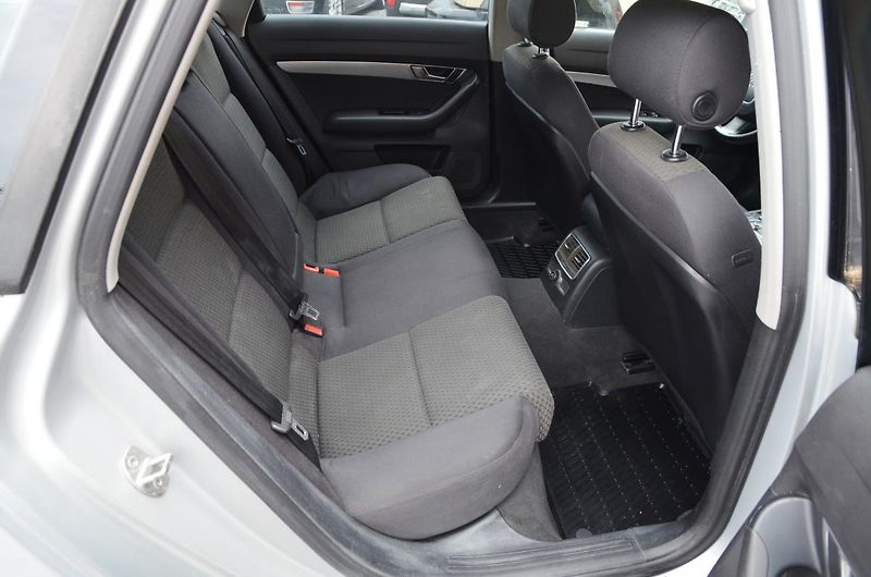Audi A6 (2005) Avant 2.4i V6 130kW  - fotka 14 z 28