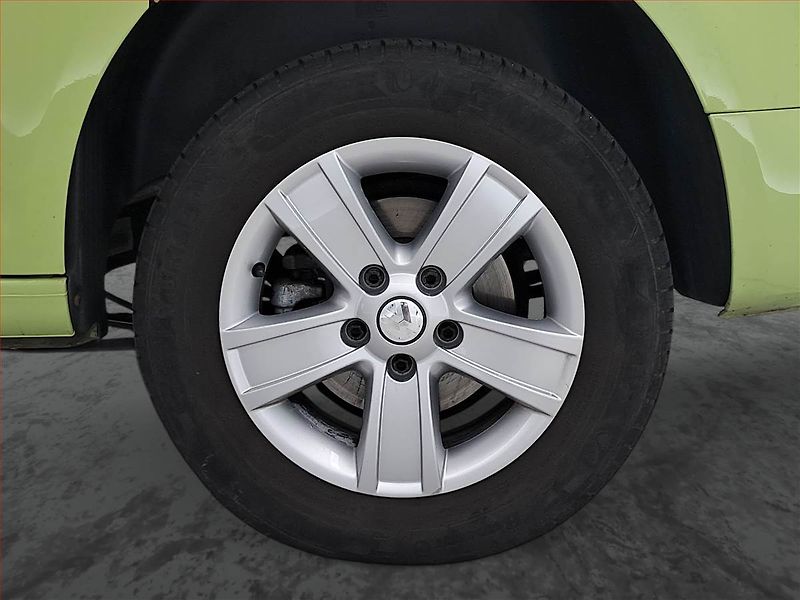 Volkswagen Caddy (2012) 1.6 TDI, 5Míst, ČR - fotka 14 z 15