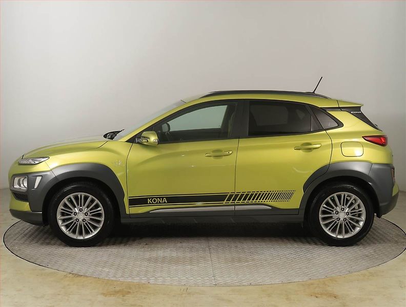 Hyundai Kona (2020) Mystic 1.0 T-GDI, Kůže - fotka 3 z 19