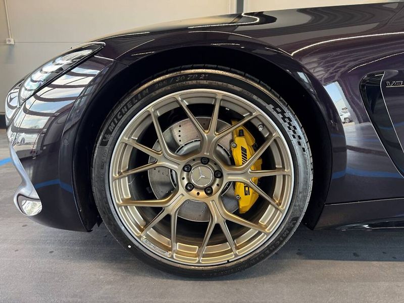 Mercedes-Benz AMG GT (2026) AMG 63 4MATIC+ - fotka 9 z 10