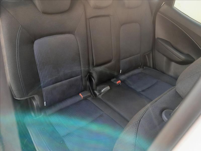 Hyundai ix20 1.6i 16V - fotka 25 z 53