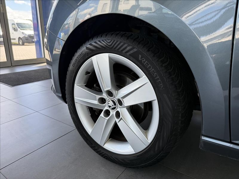 Škoda Fabia 1,2   TSI 66KW SERVISNÍ KNÍŽKA - fotka 7 z 16