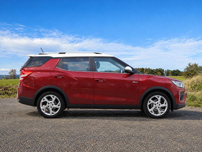 SsangYong Tivoli 1,5 T-GDI 120kW Grand Automat - fotka 8 z 33