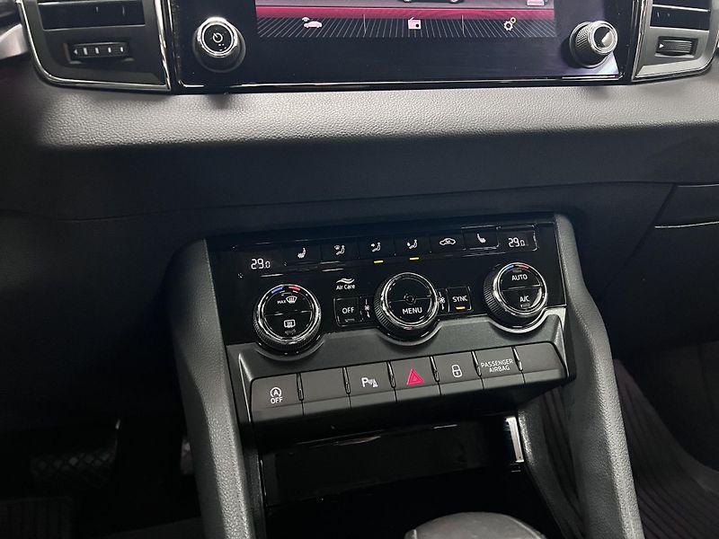 Škoda Karoq 2.0 TDI 110 KW 4x4 DSG - fotka 20 z 36