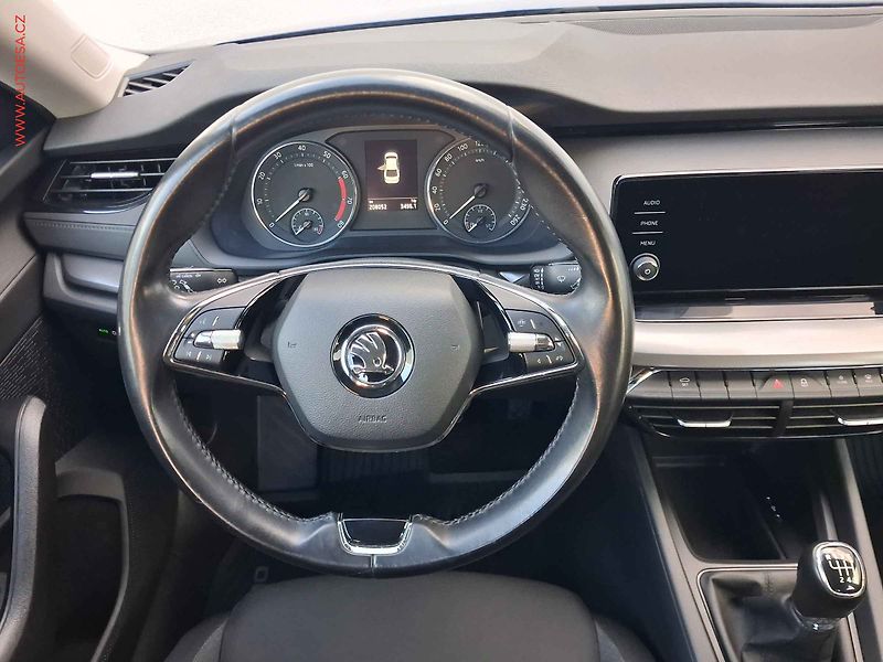 Škoda Octavia (2021) 1.5 TSi, ČR, LED, AC, temp - fotka 11 z 19