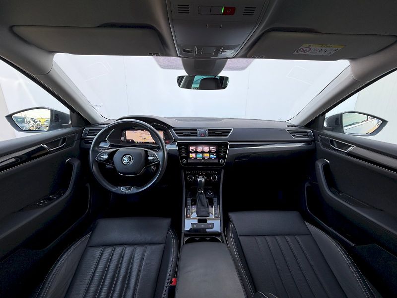Škoda Superb (2022) 2.0 TDI 147kW L&K DSG 4x4 - fotka 9 z 35