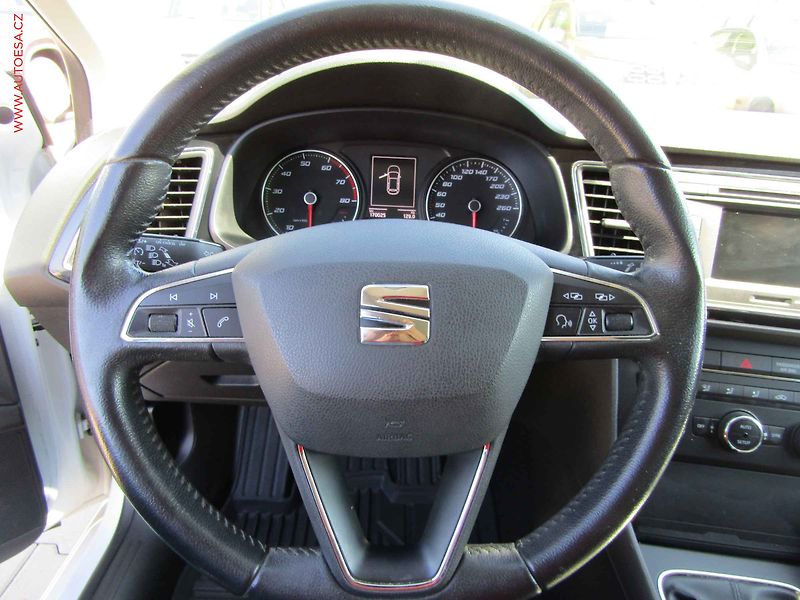 Seat Leon (2013) 1.2TSi SC, ČR, AAC, tempomat - fotka 12 z 19