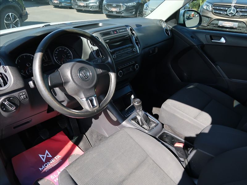 Volkswagen Tiguan 2,0 TDi,103kW,NovéČR,Aut.klima - fotka 9 z 21