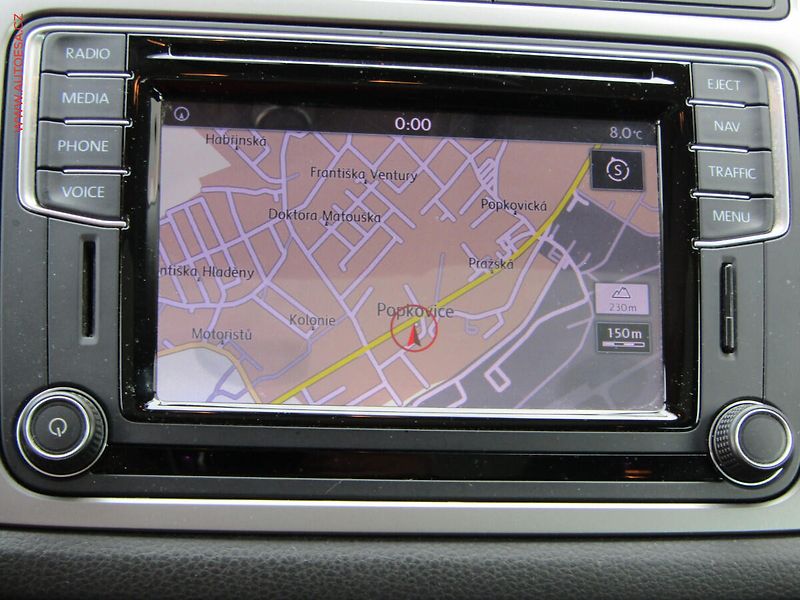 Volkswagen Tiguan (2015) 2.0 TDi 4x4, Lounge, DSG - fotka 16 z 20