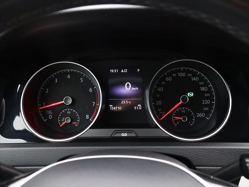 Volkswagen Golf 1,4 TSI 92kW DSG Highline - fotka 16 z 32