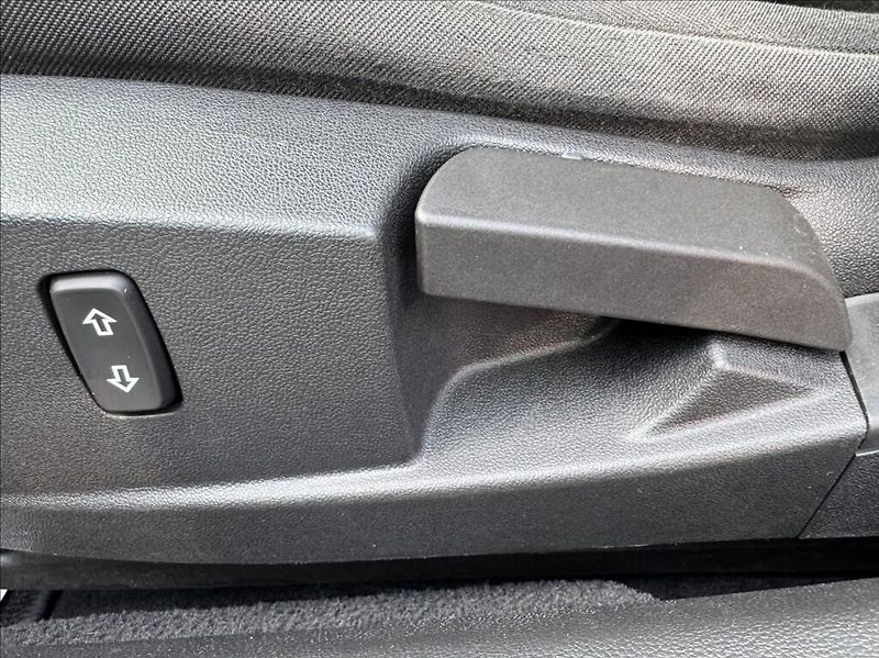 Opel Insignia 1,6 i 85kW tažné KLIMA ALU - fotka 23 z 50