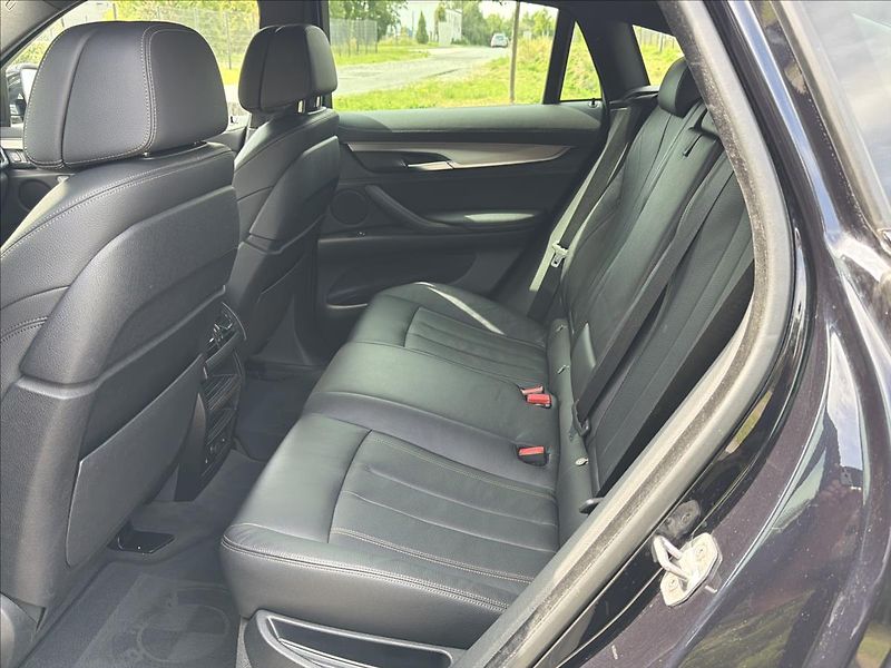BMW X6 3,0 40d Xdrive Mpaket DPH HUD - fotka 16 z 34