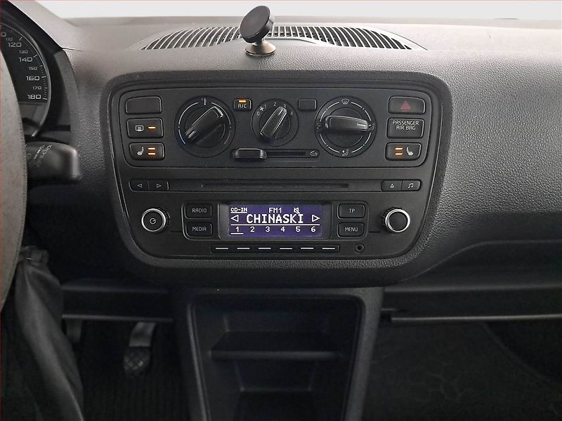 Seat Mii (2013) 1.0 MPI, po STK, udržované - fotka 12 z 15