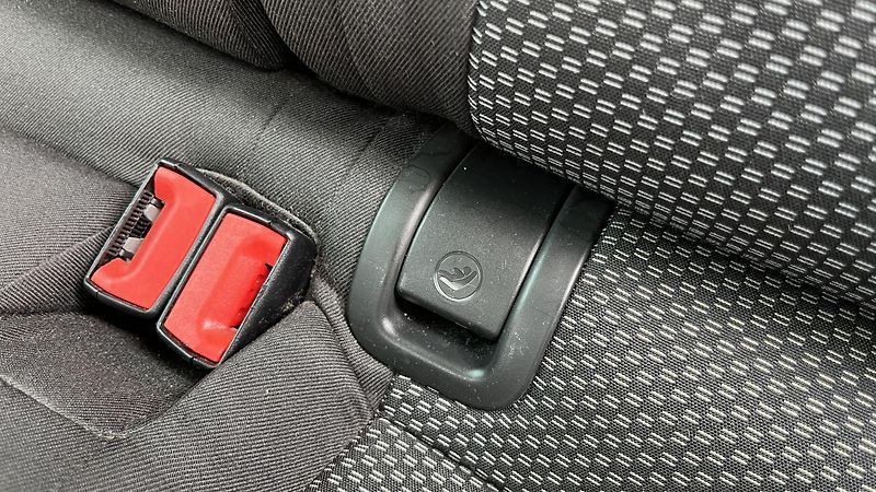 Škoda Octavia Combi 1.6 TDI Ambition - fotka 23 z 31