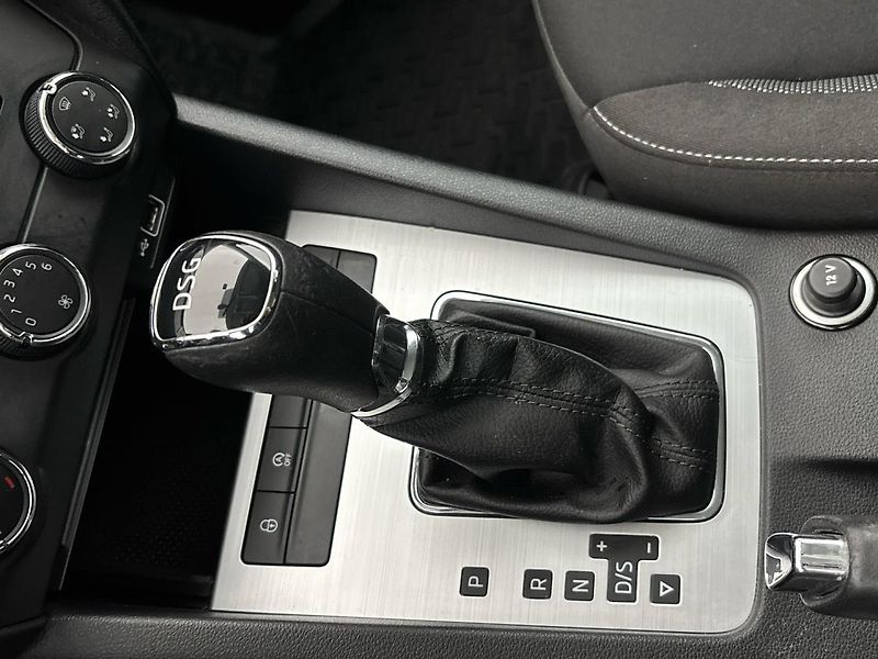Škoda Octavia Ambition DSG - fotka 20 z 27