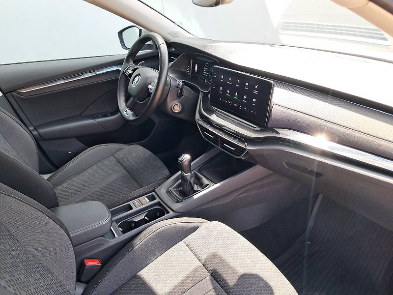Škoda Octavia (2023) COMBI IV  STYLE 2.0 TDI / 85 k - fotka 20 z 28