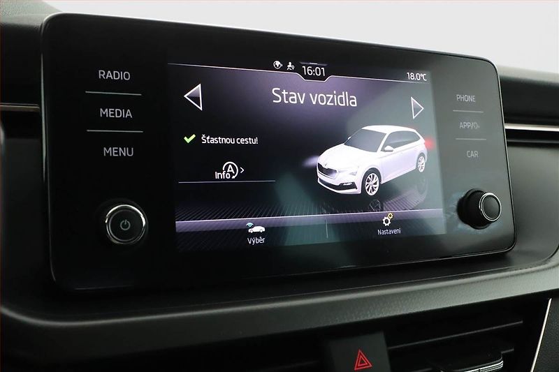 Škoda Scala (2023) Style 1.0 TSI, Automat, ČR - fotka 14 z 21