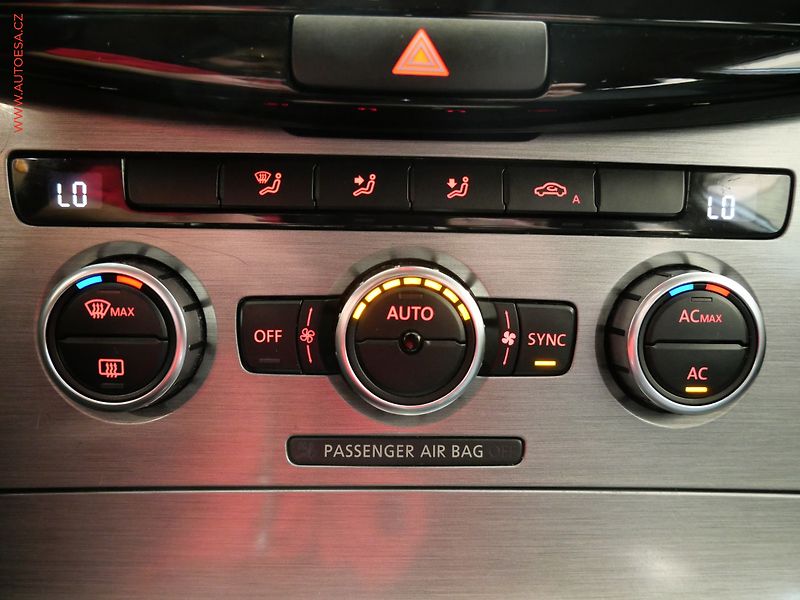 Volkswagen Passat (2012) 2.0 TDi, Comfortline, DSG, TZ - fotka 20 z 21