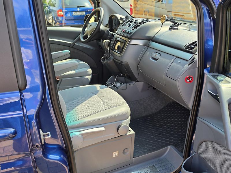 Mercedes-Benz Viano (2006) 2.2CDi 110kW 6-MÍST*PO SERVISU - fotka 27 z 35