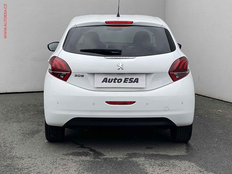 Peugeot 208 (2019) 1.2PT, Signature - fotka 5 z 15