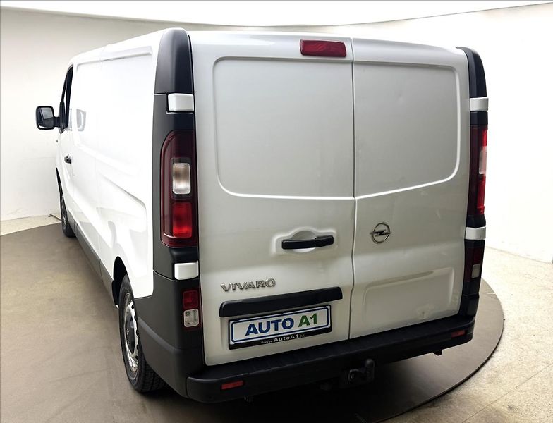 Opel Vivaro 1,6 89kW KLIMA DPH 1.MAJ CZ TZ - fotka 6 z 32