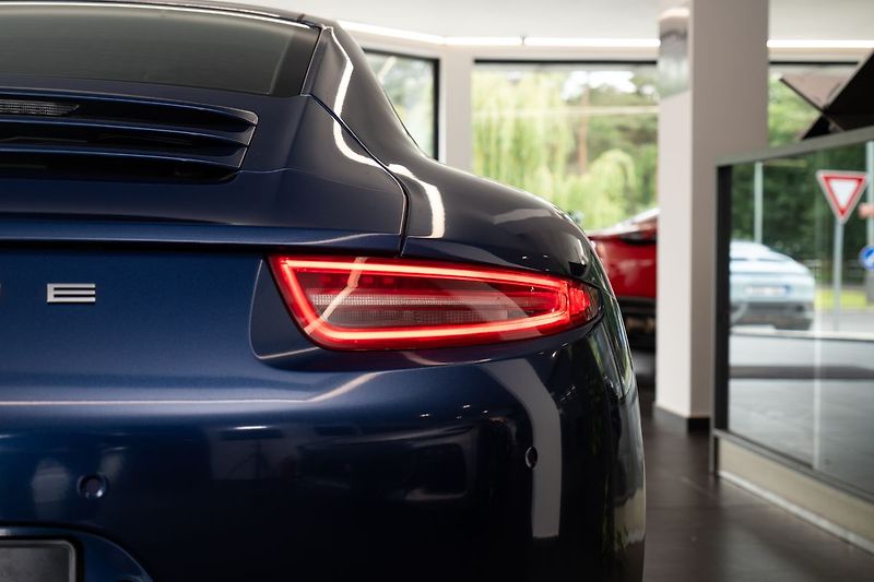 Porsche 911 (991) Carrera S - fotka 25 z 25