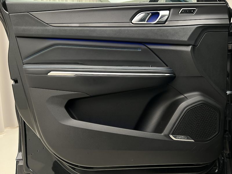 Lynk & Co 01 PHEV AUT  - fotka 7 z 54