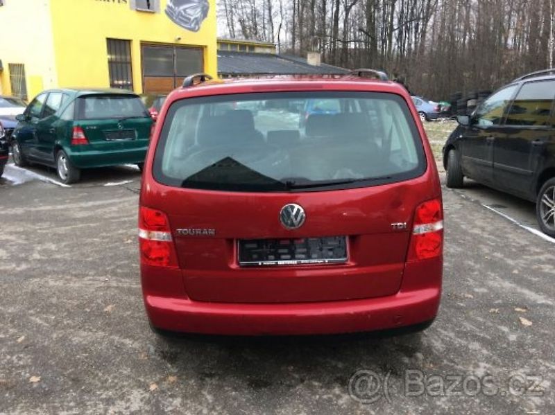 Volkswagen Touran 1.9 TDI 77KW 7-MÍST - fotka 4 z 6