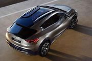 Studie Infiniti QX30.