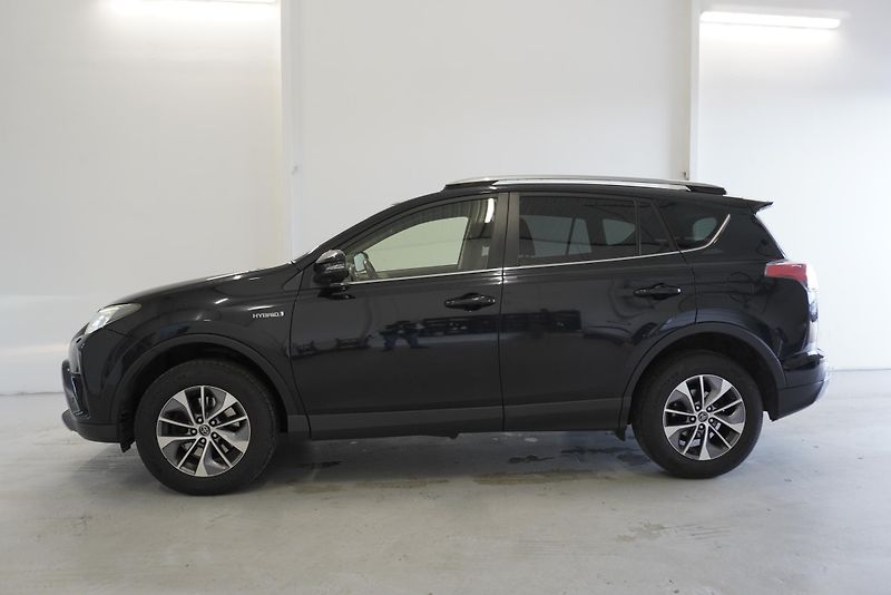 Toyota RAV4 2,5 HYBRID H3 4X2 AUT. - fotka 8 z 28