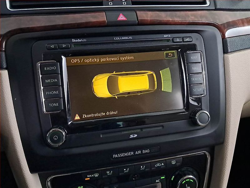 Škoda Superb (2010) 2.0 TDI, Automat, Navi, Xenony - fotka 18 z 22