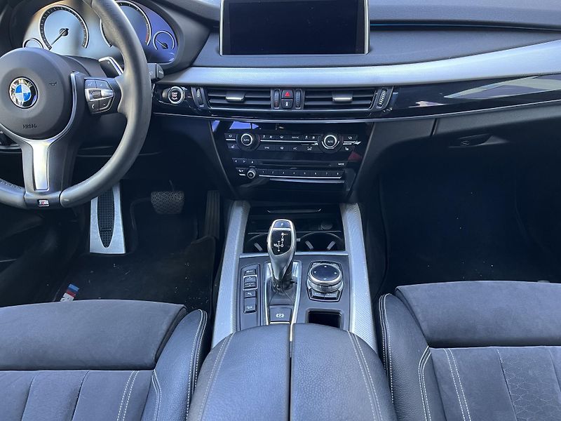 BMW X5 3,0 D xDrive 30D ///M - fotka 30 z 34