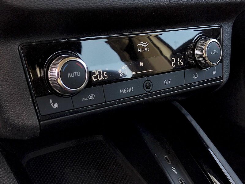 Škoda Scala (2022) Style 1,0 Tsi 81 Kw - fotka 19 z 36