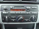 BMW Řada 3 318i, bez koroze - náhled 13