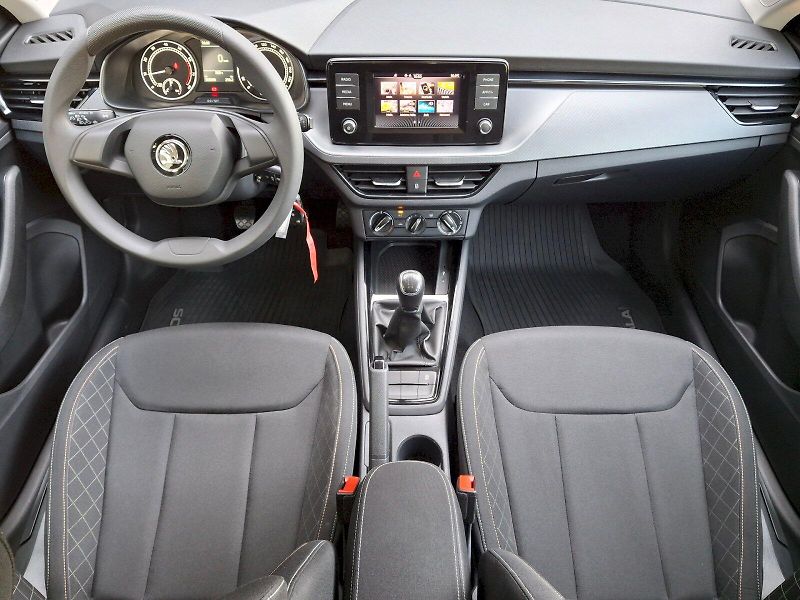 Škoda Scala (2022) Ambition 1,0TSi 70kW - fotka 5 z 27