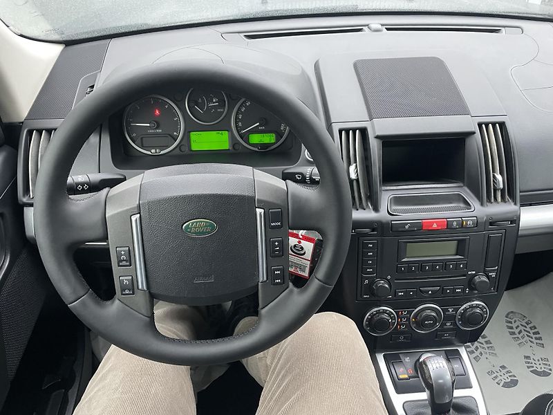 Land Rover Freelander 2.2TD4 160PS 4x4 136TKM SPORT! - fotka 192 z 201
