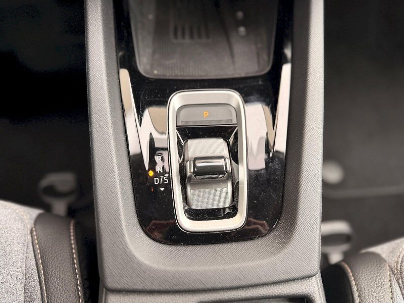 Škoda Octavia (2024) COMBI TOP SELECTION 2,0 TDI 11 - fotka 31 z 33