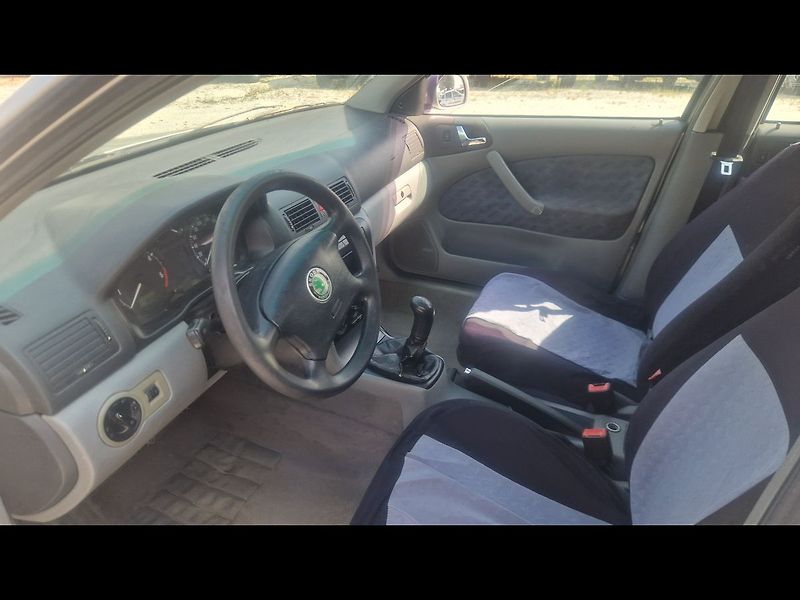 Škoda Octavia 1,9 TDI - fotka 6 z 8