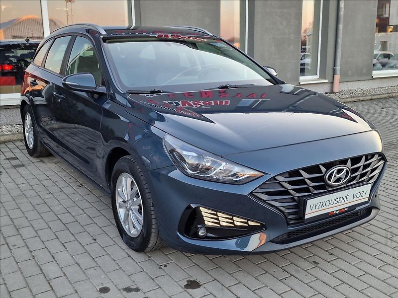 Hyundai i30 1.6CRDi Comfort,ČR,1.Majitel - fotka 3 z 50