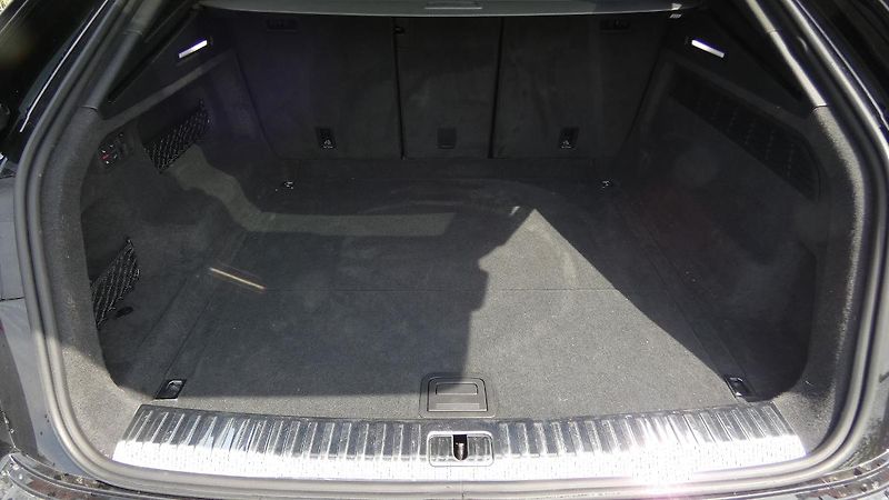 Audi Q8 50 TDi quattro Tiptronic - fotka 22 z 29