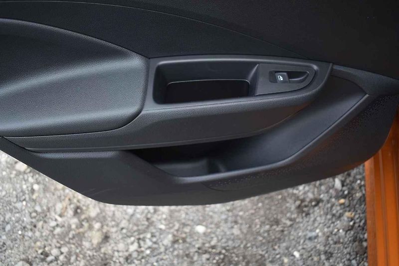 Nová Fabia v Jizerských horách s výhledem na Ještěd