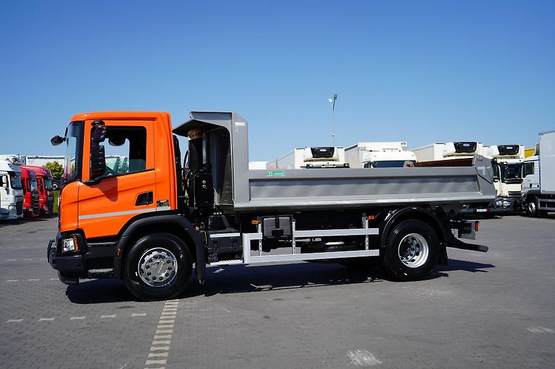 Scania (2020) P 410 / XT / E 6 / WYWROTKA /  - fotka 25 z 53