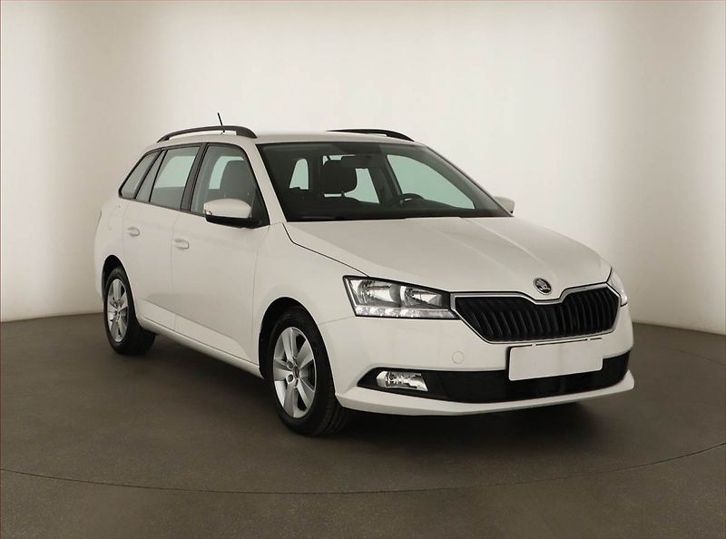 Škoda Fabia (2021) Ambition 1.0 TSI, ČR,1.maj - fotografie inzerátu