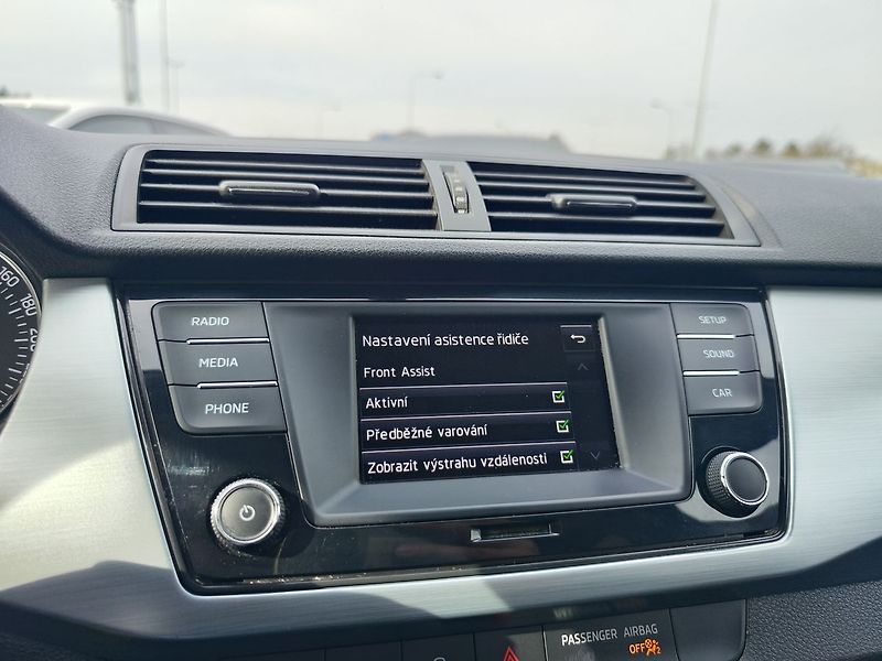 Škoda Fabia 1.4 TDi/66kW Ambition - fotka 15 z 25